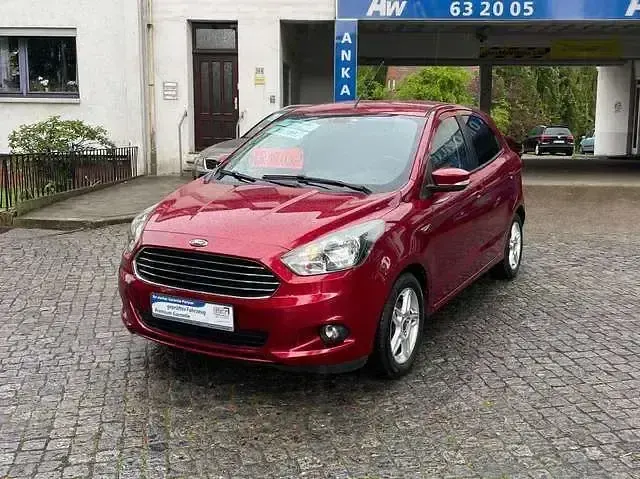 Gebraucht Ford Ka 86 PS (63 kW) 2018 Rubyrot (metallic) Limousine