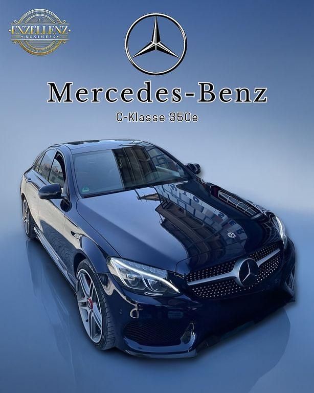 Blau Gebraucht 2018 Mercedes C350e AMG Limousine | 22.000 € (Teuer) - Bild 1/4