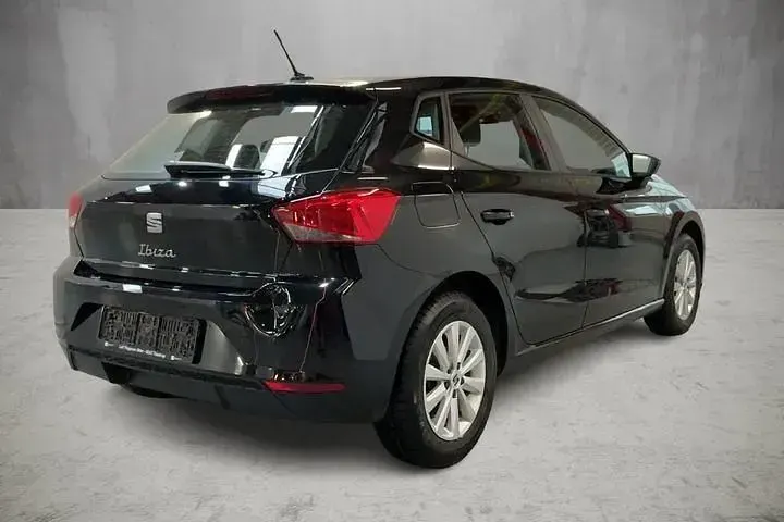 Gebraucht Seat Ibiza Style 80 PS (58 kW) 2023 Mitternachtsschwarz Kleinwagen