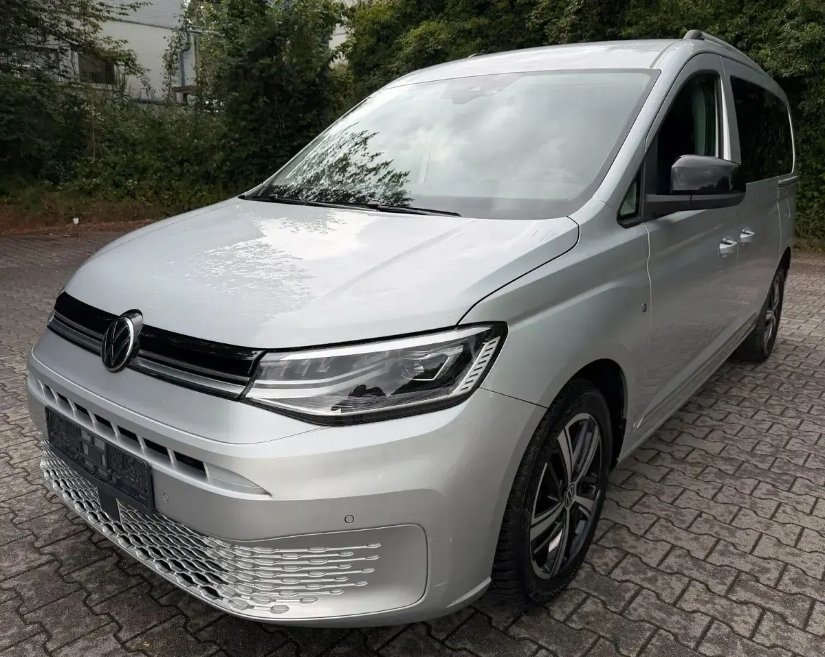 Gebraucht VW Caddy Style 122 PS (89 kW) 2021 Silber Van / Kleinbus
