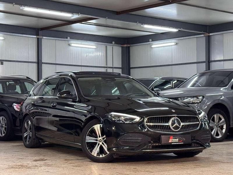 Schwarz Gebraucht 2021 Mercedes C220 Kombi | 26.890 € (Guter Preis) - Bild 1/4