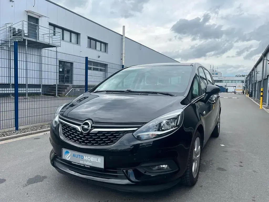 Gebraucht Opel Zafira Business Edition 135 PS (99 kW) 2017 Schwarz Van / Kleinbus