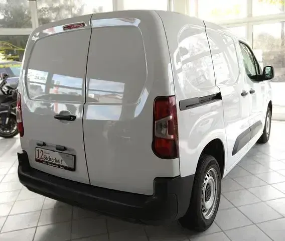 Gebraucht Fiat Doblò 136 PS (100 kW) 2023 Weiß Van / Kleinbus