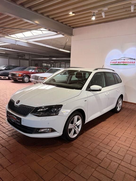 Gebraucht Skoda Fabia Drive 90 PS (66 kW) 2018 Weiß Kombi