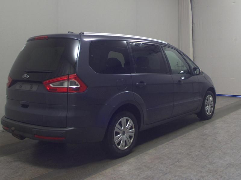 Gebraucht Ford Galaxy Trend 140 PS (102 kW) 2014 Grau Van / Kleinbus
