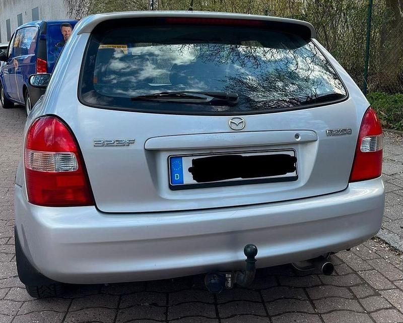 Gebraucht Mazda 323F Exclusive 98 PS (72 kW) 2002 Silber Limousine