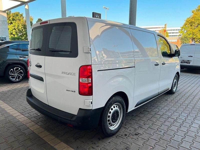 Neu Toyota Proace 100 kW (136 PS) 2025 Weiß Van / Kleinbus