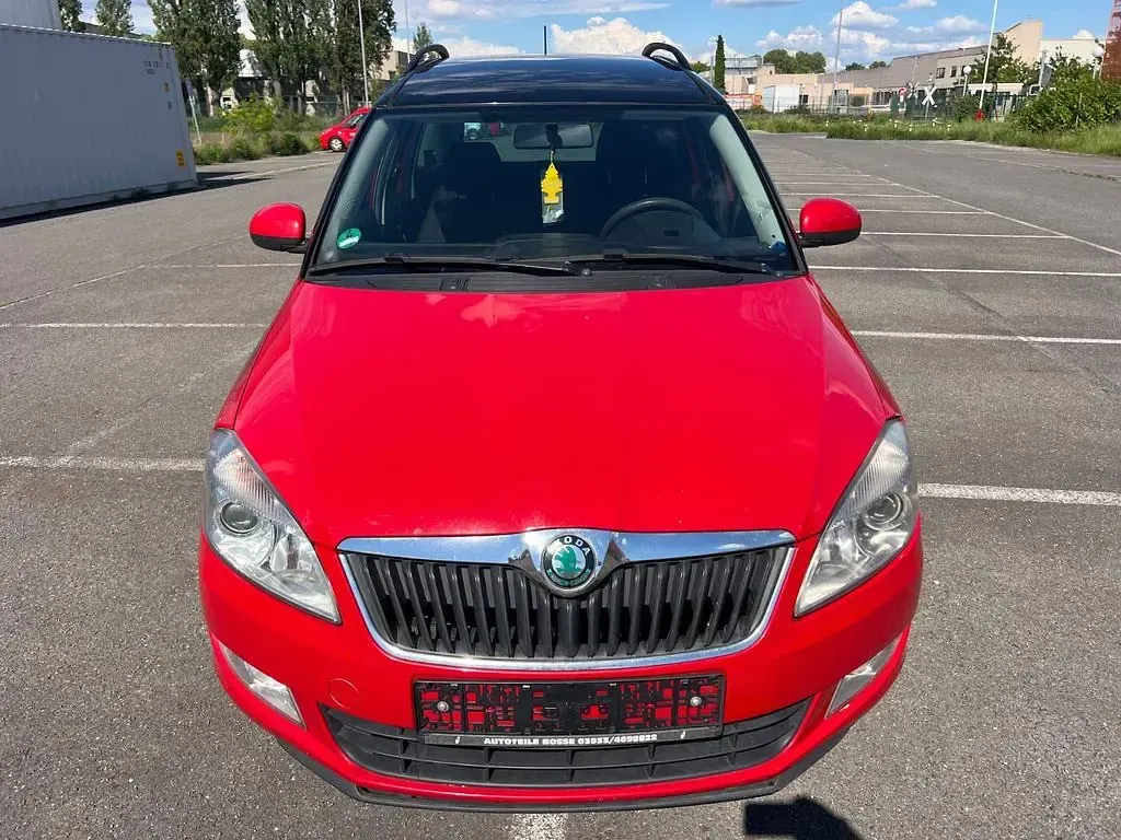 Gebraucht Skoda Roomster Elegance 86 PS (63 kW) 2013 Rot Van / Kleinbus
