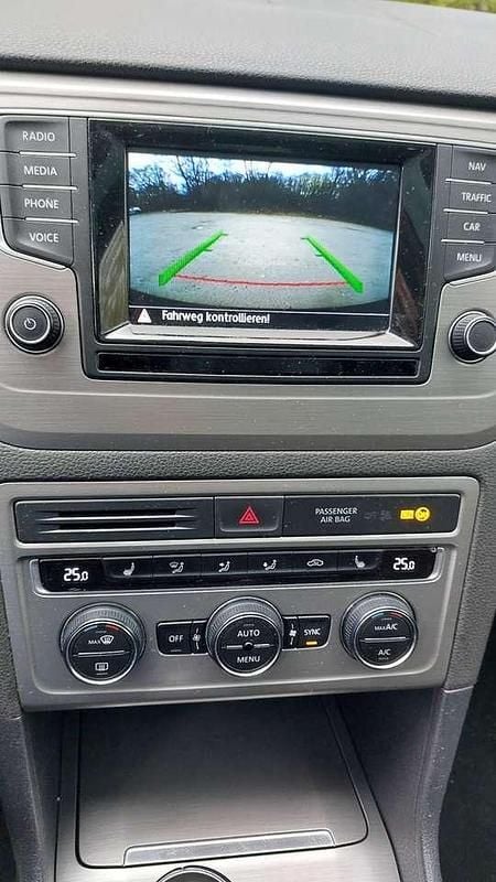 Gebraucht VW Golf VII LOUNGE 150 PS (110 kW) 2015 Kombi