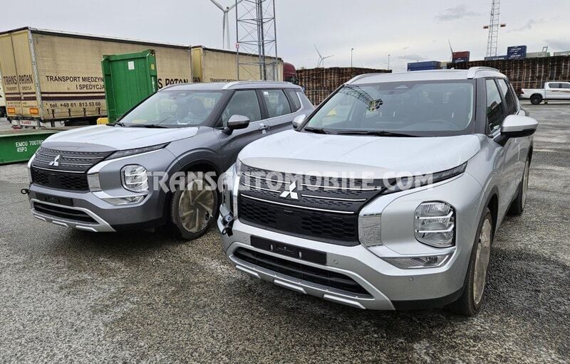 Silber Neu 2024 Mitsubishi Outlander SUV | 27.250 € (Fairer Preis) - Bild 1/3