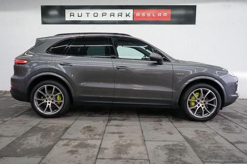 Gebraucht Porsche Cayenne 462 PS (339 kW) 2019 Grau SUV