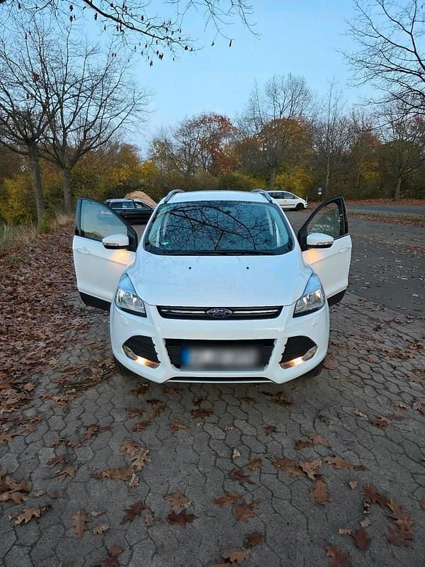 Weiß Gebraucht 2025 Ford Kuga SUV | 12.000 € - Bild 1/4