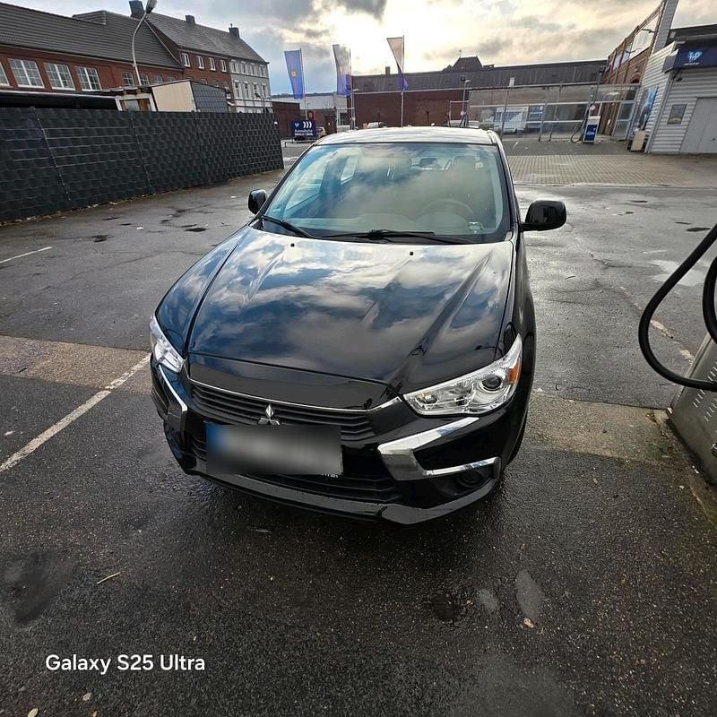 Gebraucht Mitsubishi ASX 117 PS (86 kW) 2017 Schwarz SUV