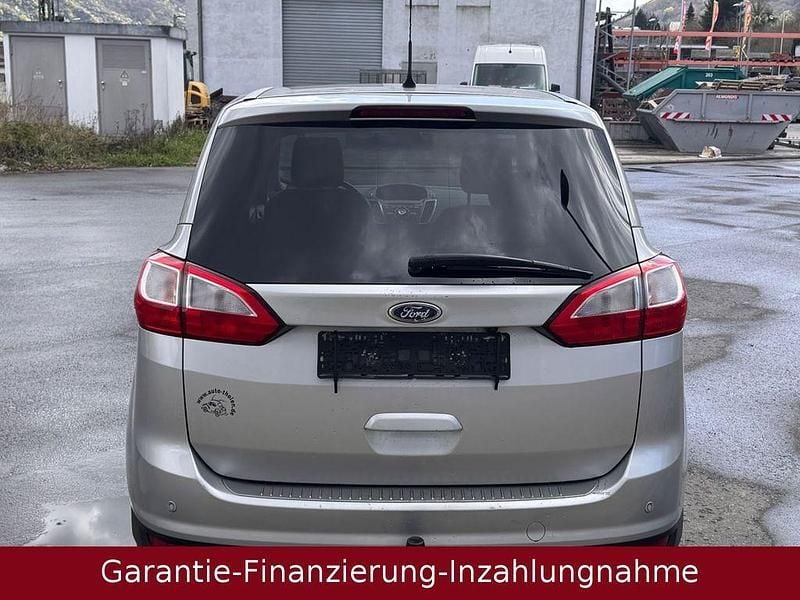Gebraucht Ford Grand C-Max Titanium 163 PS (119 kW) 2013 Silber Van / Kleinbus