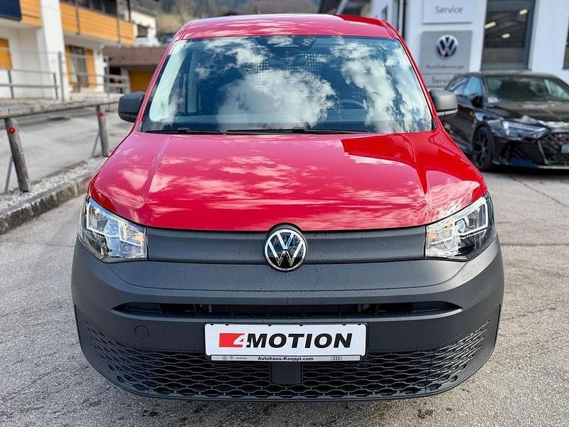 Neu VW Caddy 122 PS (89 kW) 2026 Rot Van / Kleinbus
