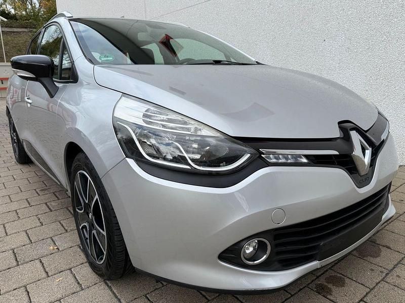 Silber Gebraucht 2013 Renault Clio IV Luxe Limousine | 4.790 € (Fairer Preis) - Bild 1/4