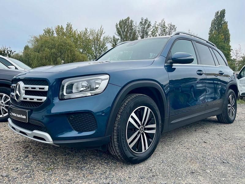 Blau Gebraucht 2020 Mercedes GLB200 SUV | 29.500 € (Fairer Preis) - Bild 1/4