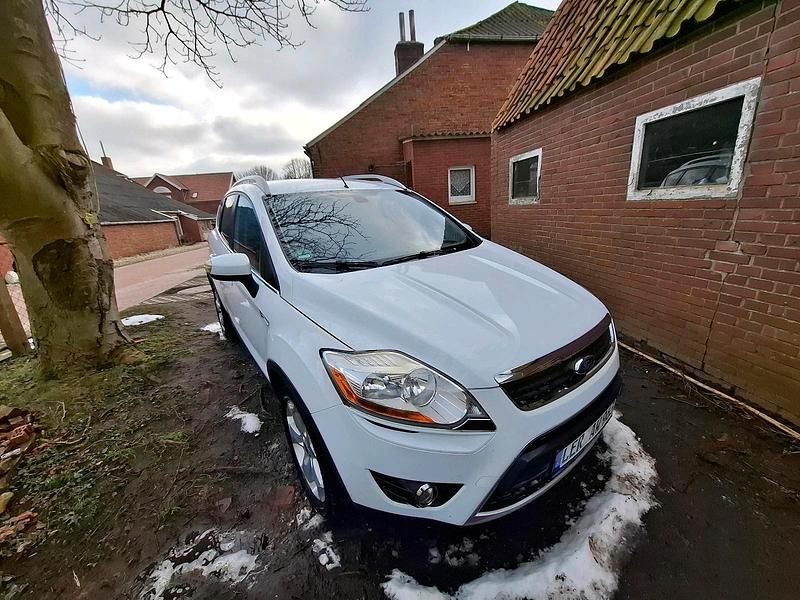 Gebraucht Ford Kuga 136 PS (100 kW) 2009 Weiß SUV