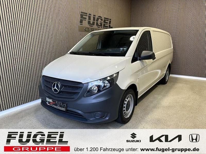 Gebraucht Mercedes Vito 102 PS (75 kW) 2022 Kieselgrau Van