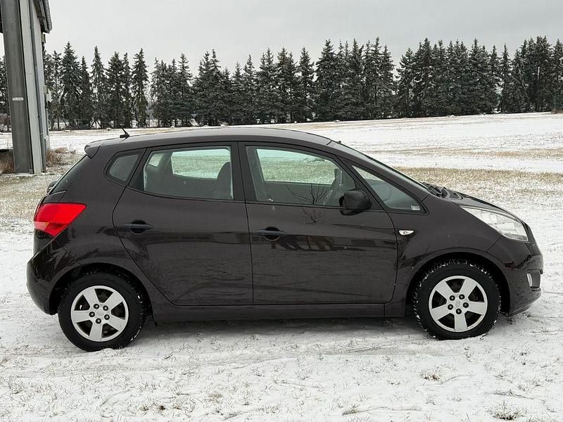 Gebraucht Kia Venga Vision 90 PS (66 kW) 2010 Braun Kleinwagen