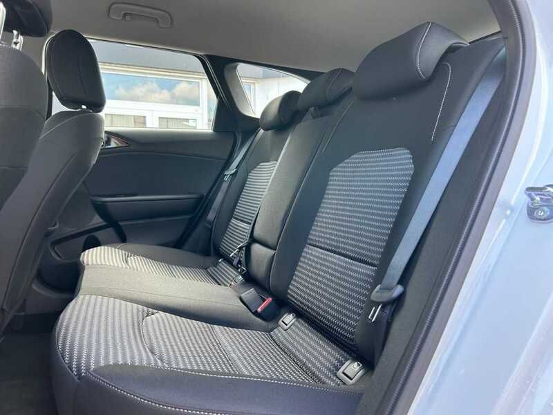 Gebraucht Kia Ceed Sportswagon Vision 101 PS (74 kW) 2022 Andere farbe Kombi