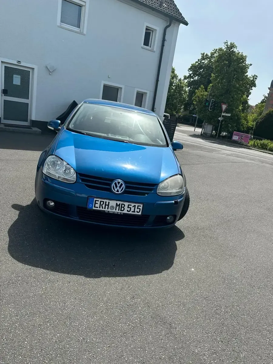 Gebraucht VW Golf V 140 PS (102 kW) 2007 Blau Kleinwagen