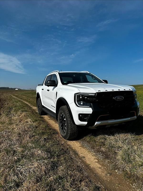 Gebraucht Ford Ranger Wildtrack 205 PS (150 kW) 2025 Weiß Pickup