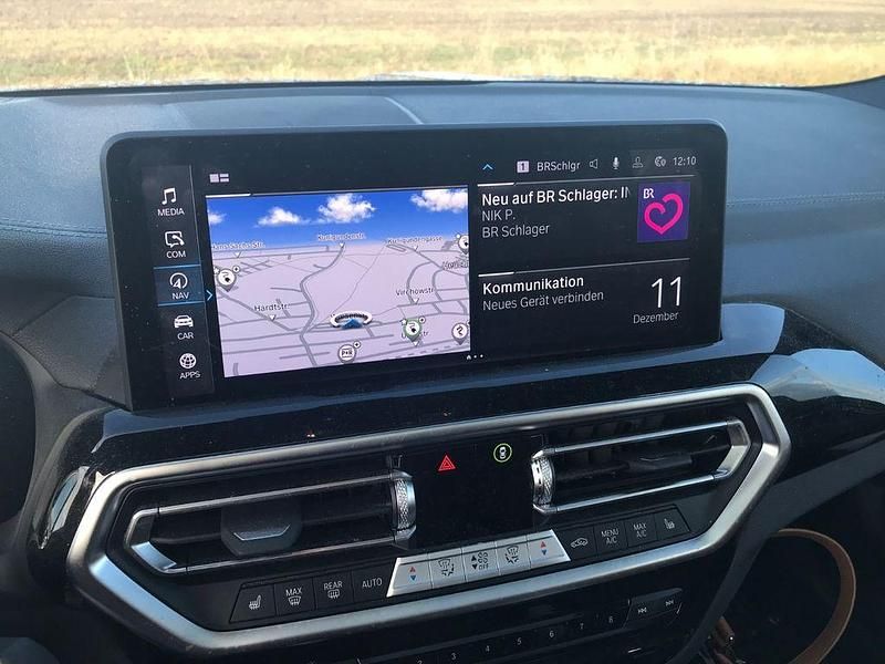 Gebraucht BMW iX3 M Sport 210 kW (286 PS) 2024 Rot SUV