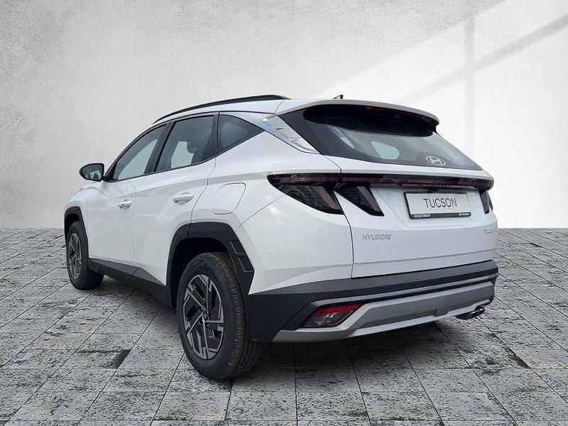 Neu Hyundai Tucson Select 150 PS (110 kW) 2025 Weiss SUV