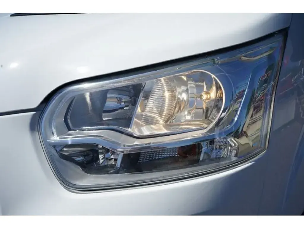 Gebraucht Ford Transit 131 PS (96 kW) 2017 Weiss (metallic) Van