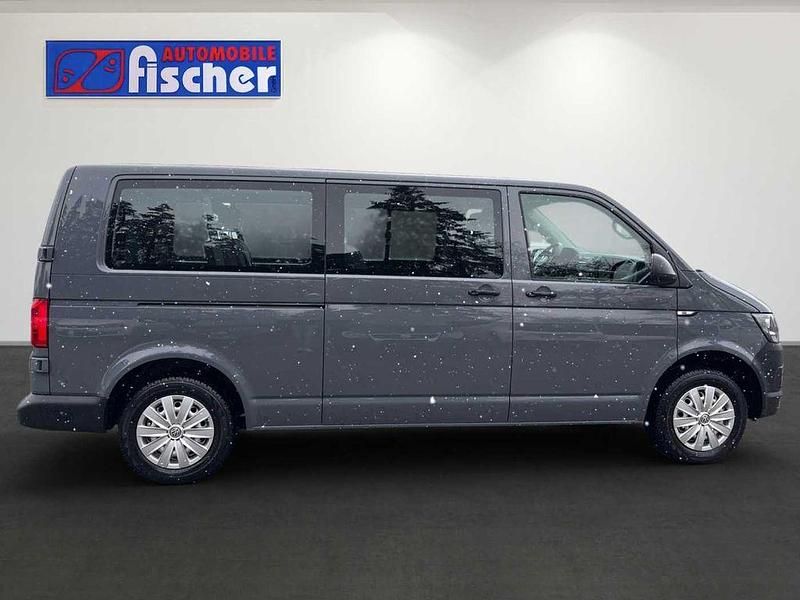 Gebraucht VW Transporter 102 PS (75 kW) 2018 Pure grey Van