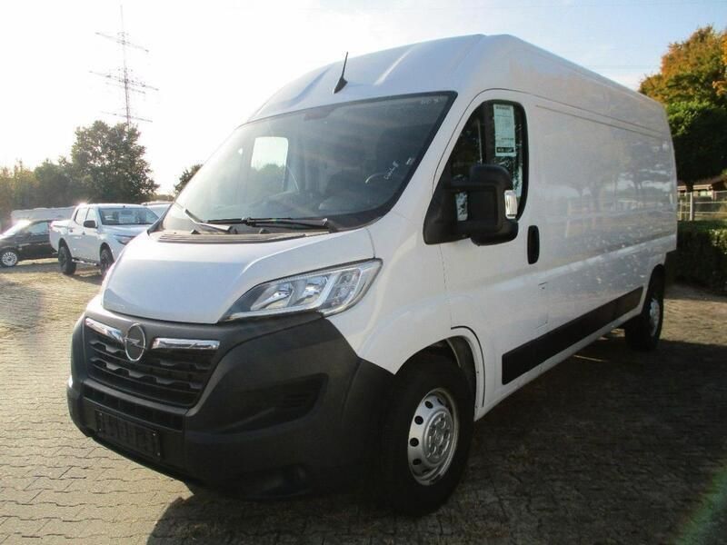 Weiß Gebraucht 2023 Opel Movano Van | 27.311 € (Fairer Preis) - Bild 1/3