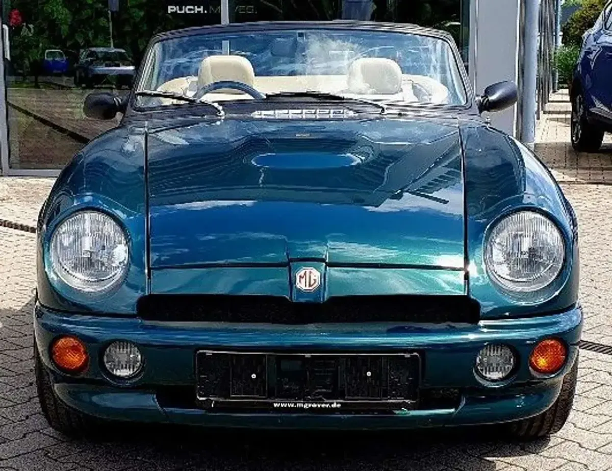 Gebraucht MG RV8 190 PS (139 kW) 1996 Grün Cabrio