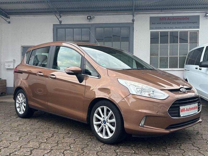 Gebraucht Ford B-MAX Titanium 105 PS (77 kW) 2015 Braun Van / Kleinbus