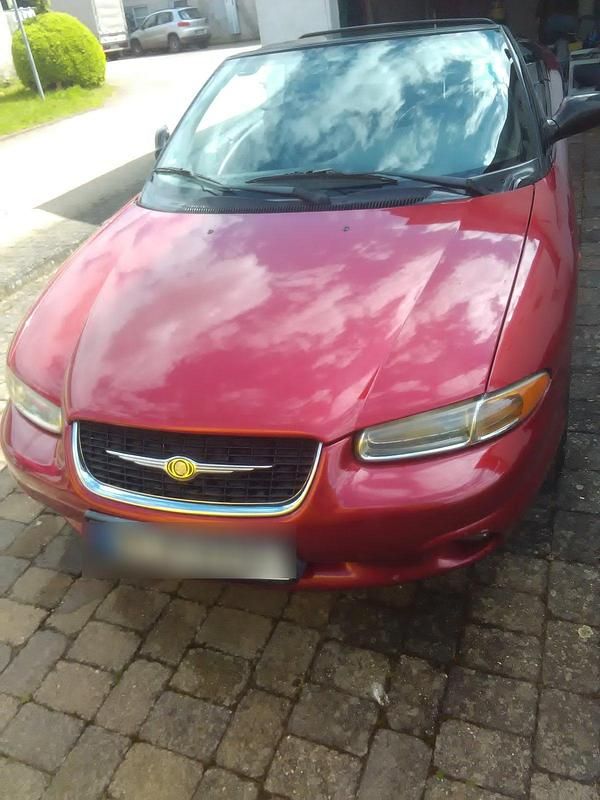 Rot Gebraucht 2000 Chrysler Stratus Cabrio | 2.500 € - Bild 1/4