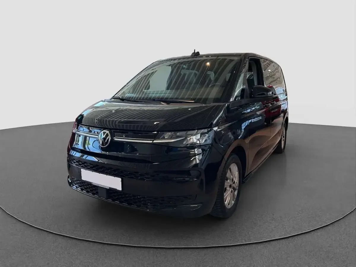 Gebraucht VW Multivan Life 245 PS (180 kW) 2025 Schwarz Van / Kleinbus
