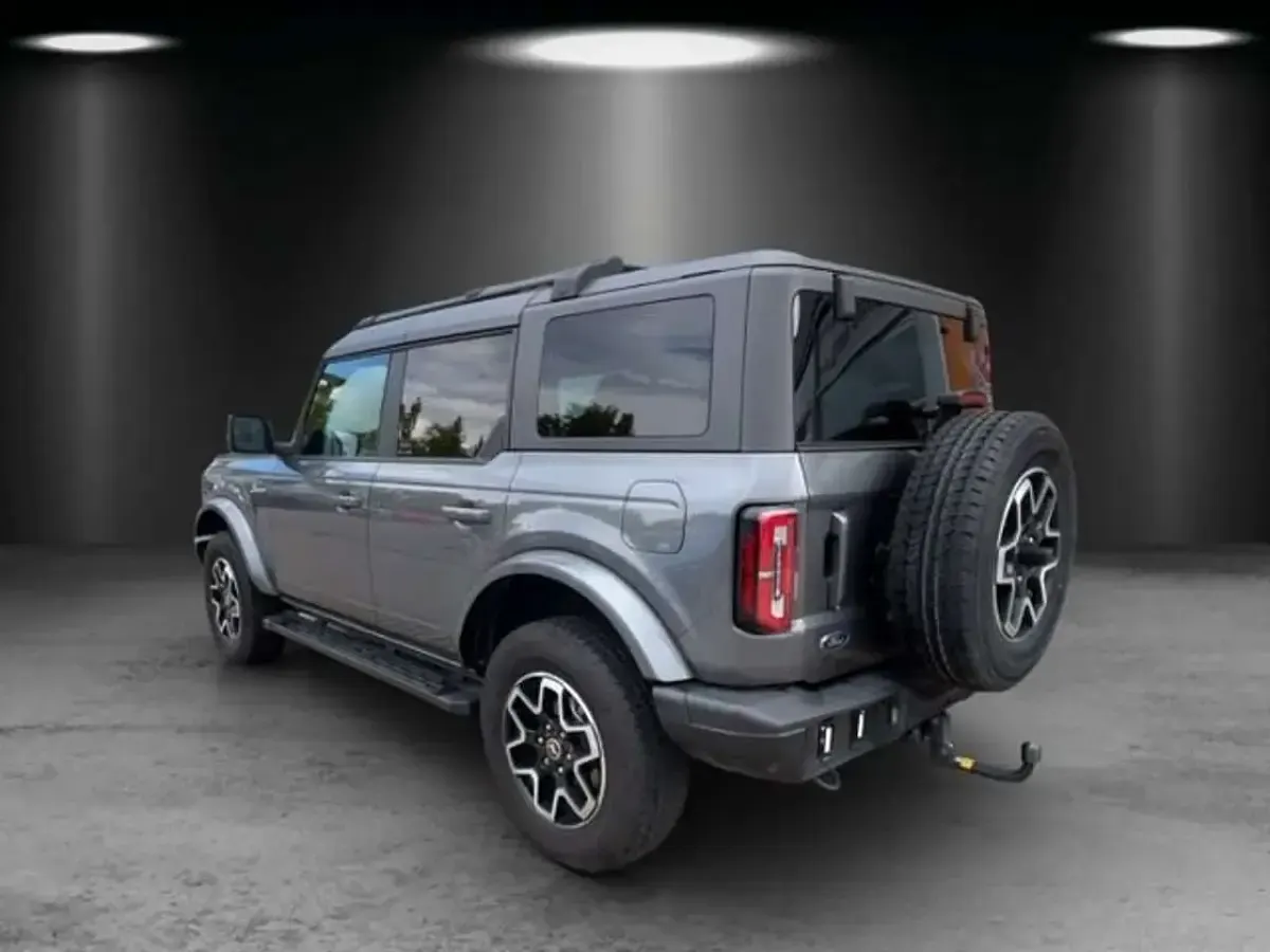 Gebraucht Ford Bronco Outer Banks 334 PS (245 kW) 2023 Andere farbe SUV
