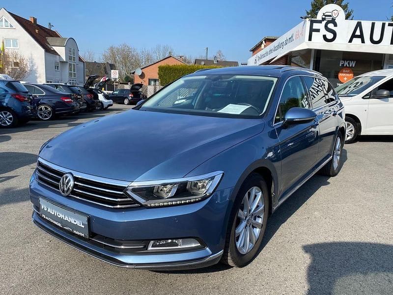 Gebraucht VW Passat Highline 179 PS (131 kW) 2016 Blau Kombi