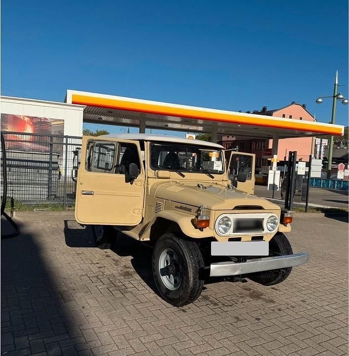 Gebraucht Toyota Land Cruiser 79 PS (58 kW) 1979 Beige SUV