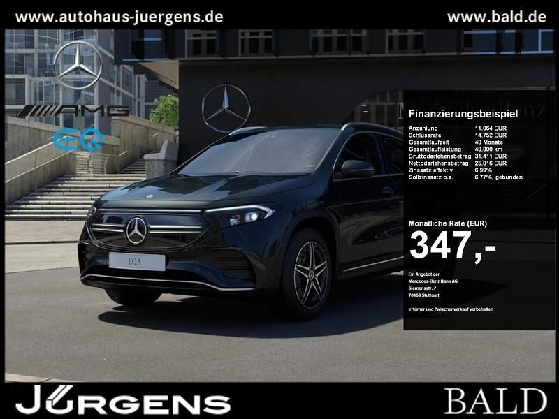 Schwarz kosmosschwarz metallic Gebraucht 2024 Mercedes EQA300 AMG SUV | 36.840 € (Guter Preis) - Bild 1/4