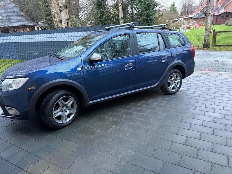 Blau Gebraucht 2019 Dacia Logan MCV Kombi | 6.300 € (Superpreis) - Bild 1/4