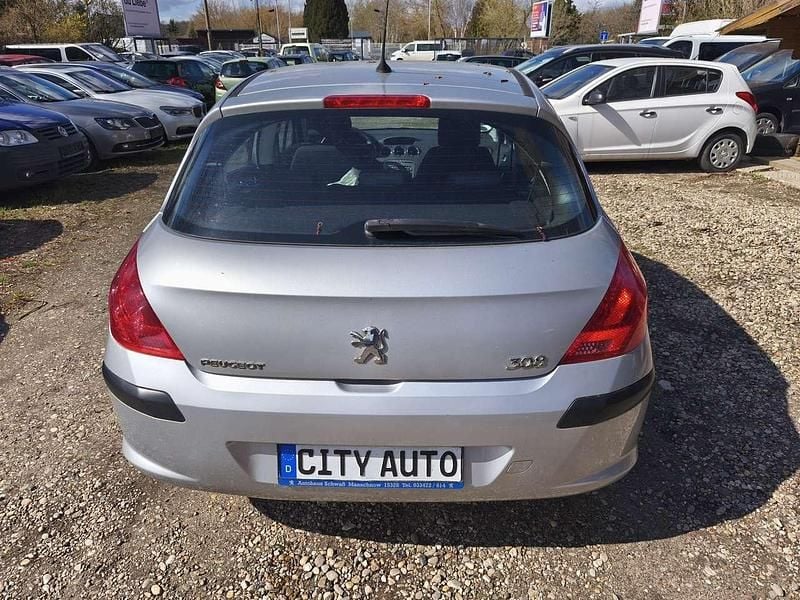 Gebraucht Peugeot 308 Tendance 95 PS (69 kW) 2008 Lackierung aluminiumgrau Kleinwagen