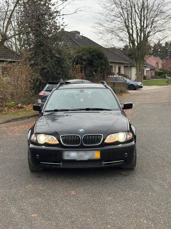 Gebraucht BMW 330 231 PS (169 kW) 2005 Schwarz Kombi