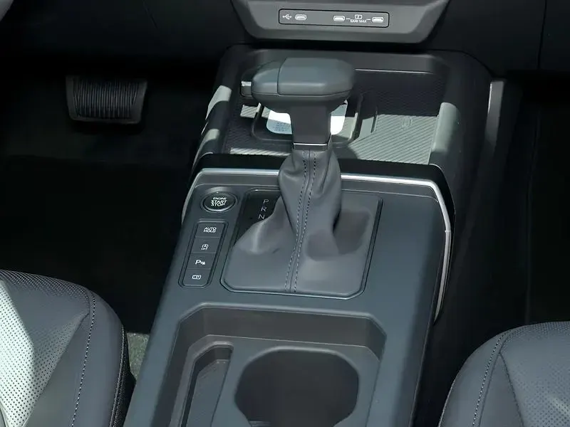 Neu Kia Seltos 179 PS (131 kW) 2026 Schwarz SUV