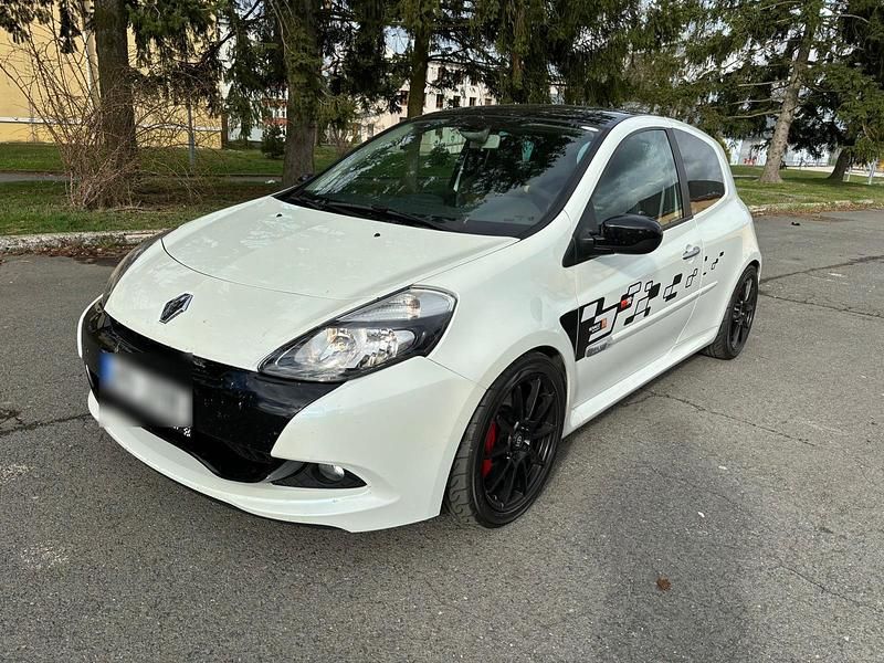 Gebraucht Renault Clio R.S. R.S. 201 PS (147 kW) 2011 Weiß Kleinwagen