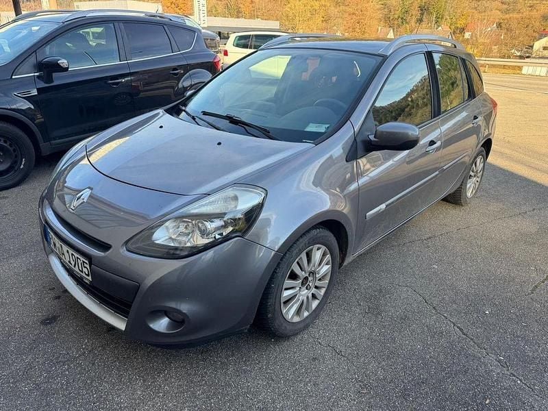 Grau Gebraucht 2010 Renault Clio II Dynamique Limousine | 1.799 € (Superpreis) - Bild 1/4