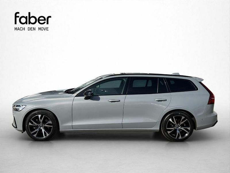 Gebraucht Volvo V60 Plus 197 PS (144 kW) 2025 Grau Kombi