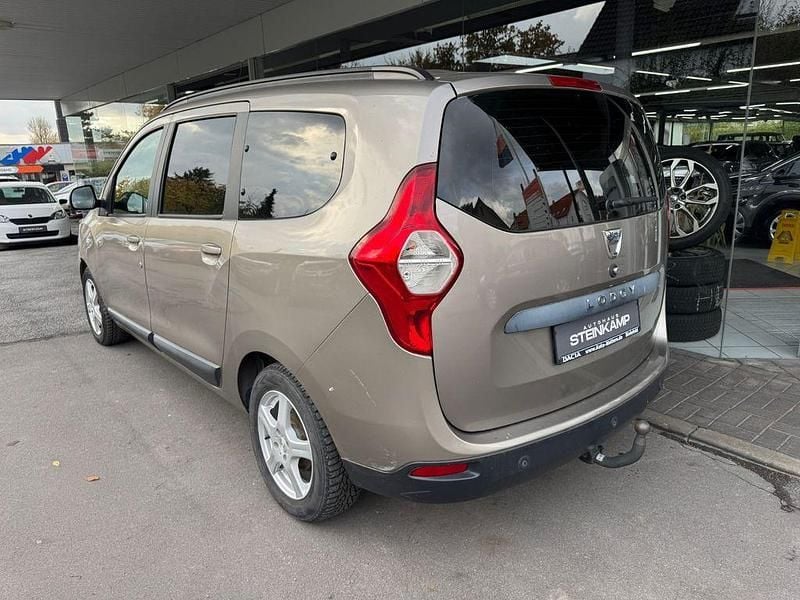 Gebraucht Dacia Lodgy Lauréate 116 PS (85 kW) 2014 Beige Van / Kleinbus