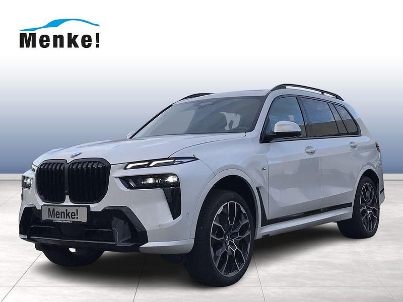 Mineralweiss metallic Gebraucht 2025 BMW X7 M Sport SUV | 99.890 € (Guter Preis) - Bild 1/4