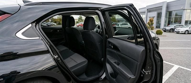 Usado Mitsubishi Eclipse Cross 188 CV (138 kW) 2022 Negro SUV